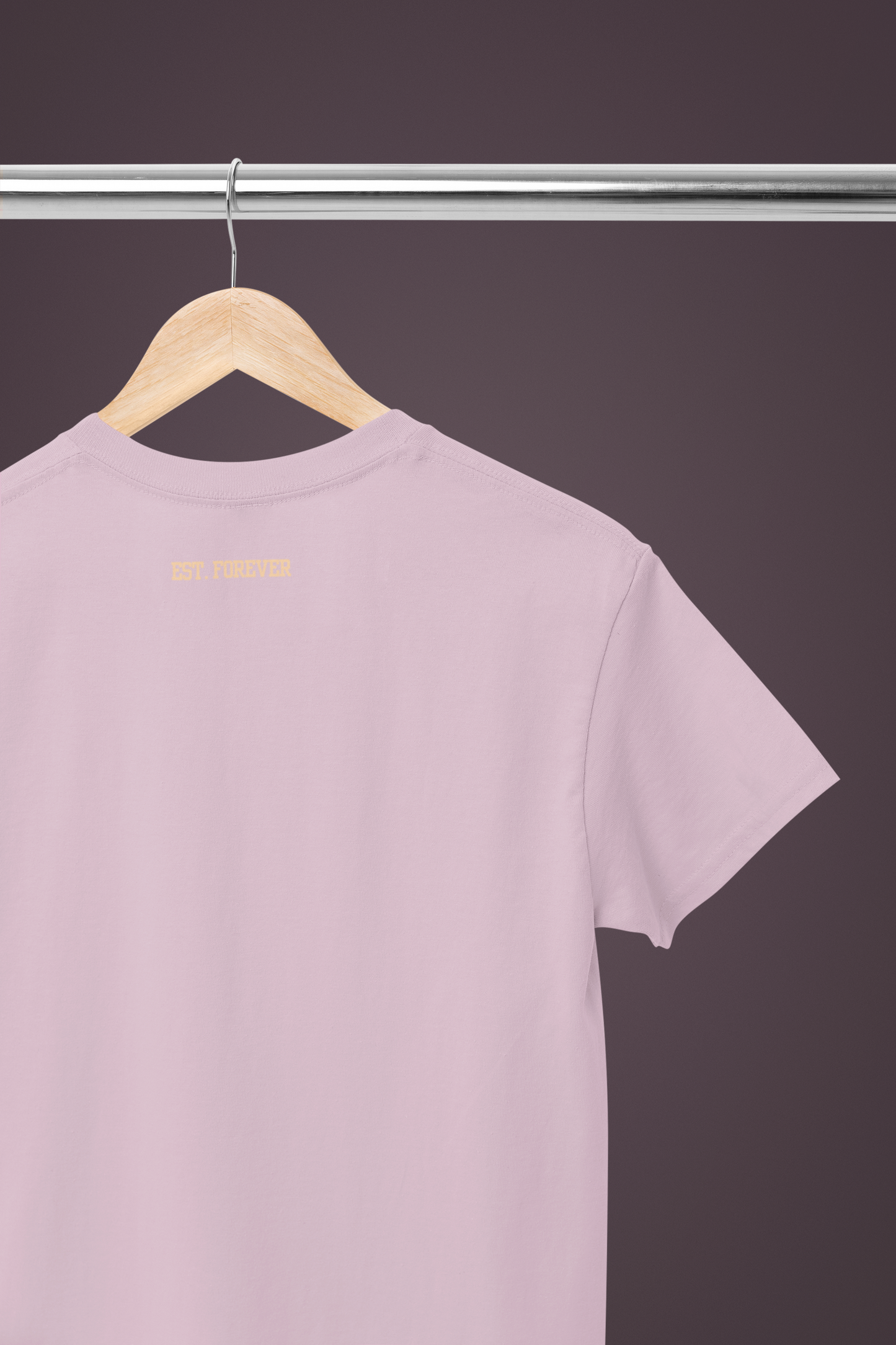 MOM ESSENTIAL TEE